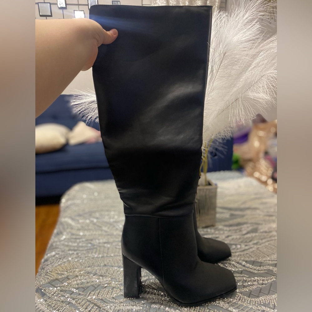 Monrow Sleek Black Over the Knee Boots